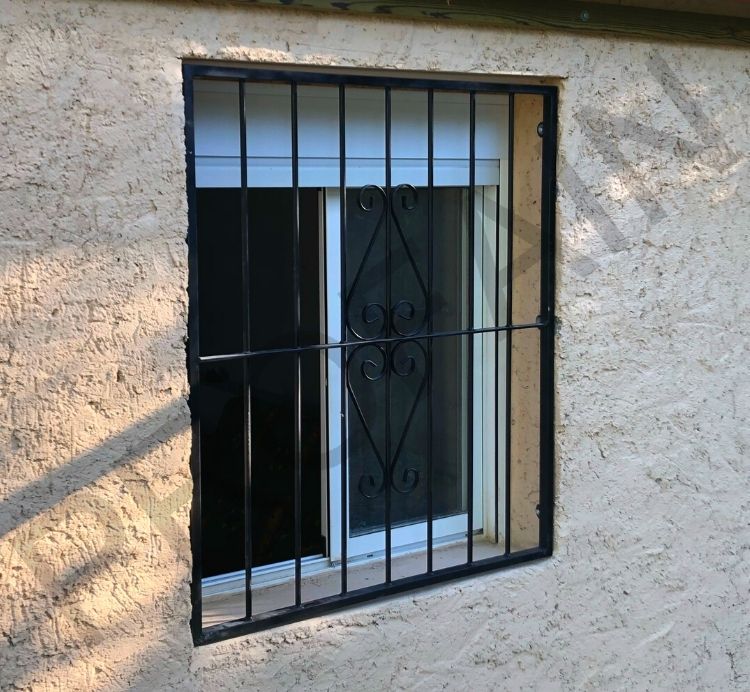 Cuánto cuesta poner rejas a una ventana o puerta? Precios en 2024